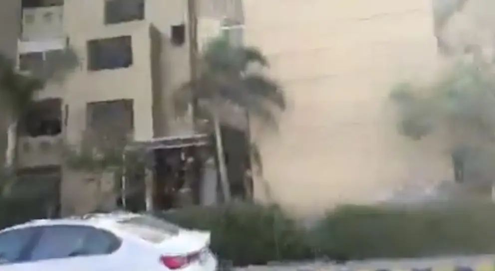 Screenshot 2025 03 05 At 3.09.19 Pm Eros Sampoornam Society Big Accident. Plaster Felt On Bmw Car From 5Th Floor.